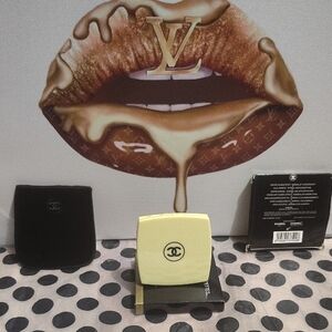 CHANEL Compact Mirror in Yellow